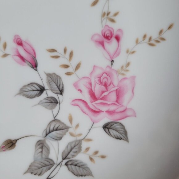 CASTLECOURT Fine China Rose Glow Pattern 18" Salad Plate Set of 4 - Picture 3 of 4